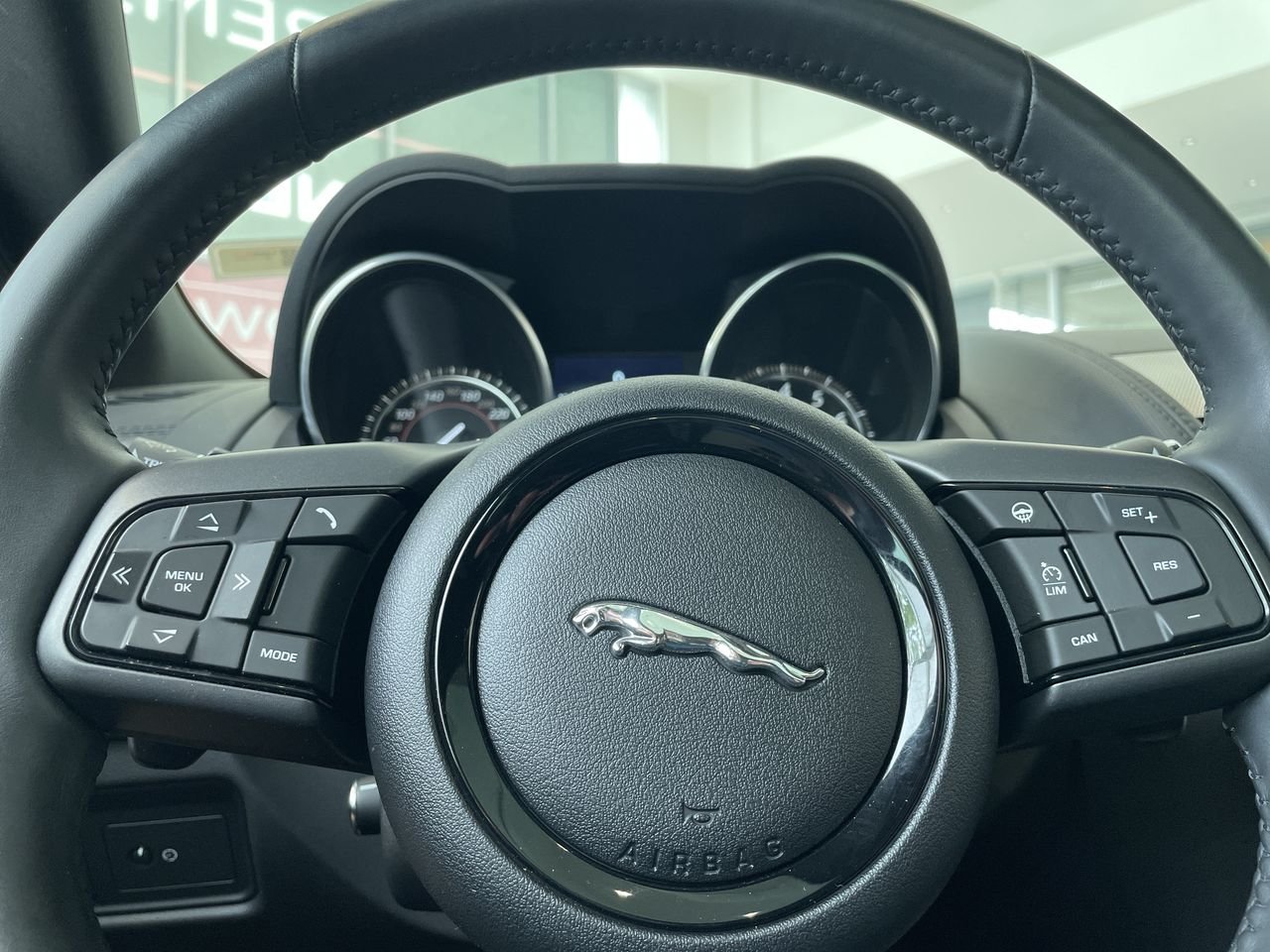 Used 2016 Polaris White Jaguar Coupe at image 22