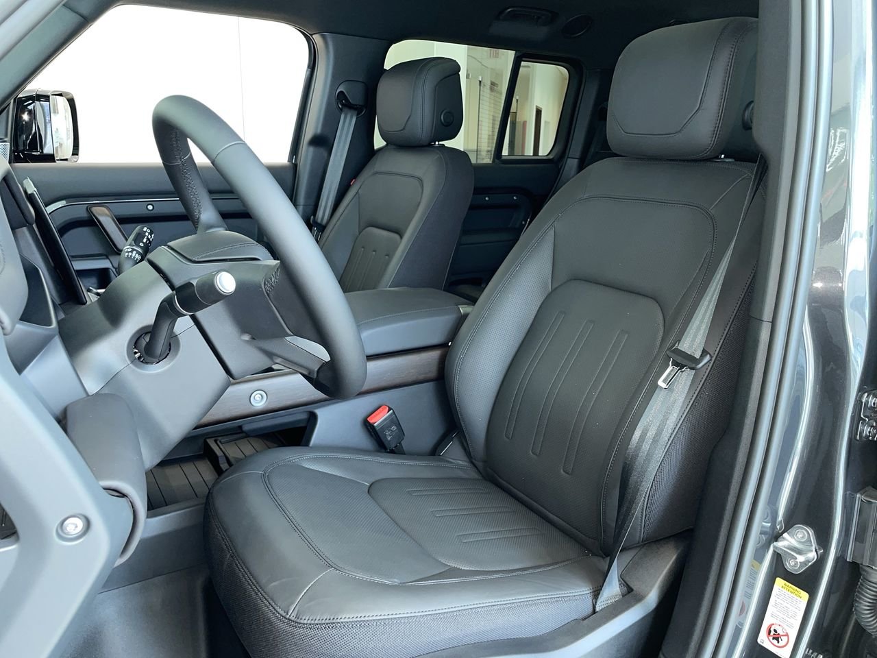 New 2023 Carpathian Grey Premium Metalic Land Rover X image 19