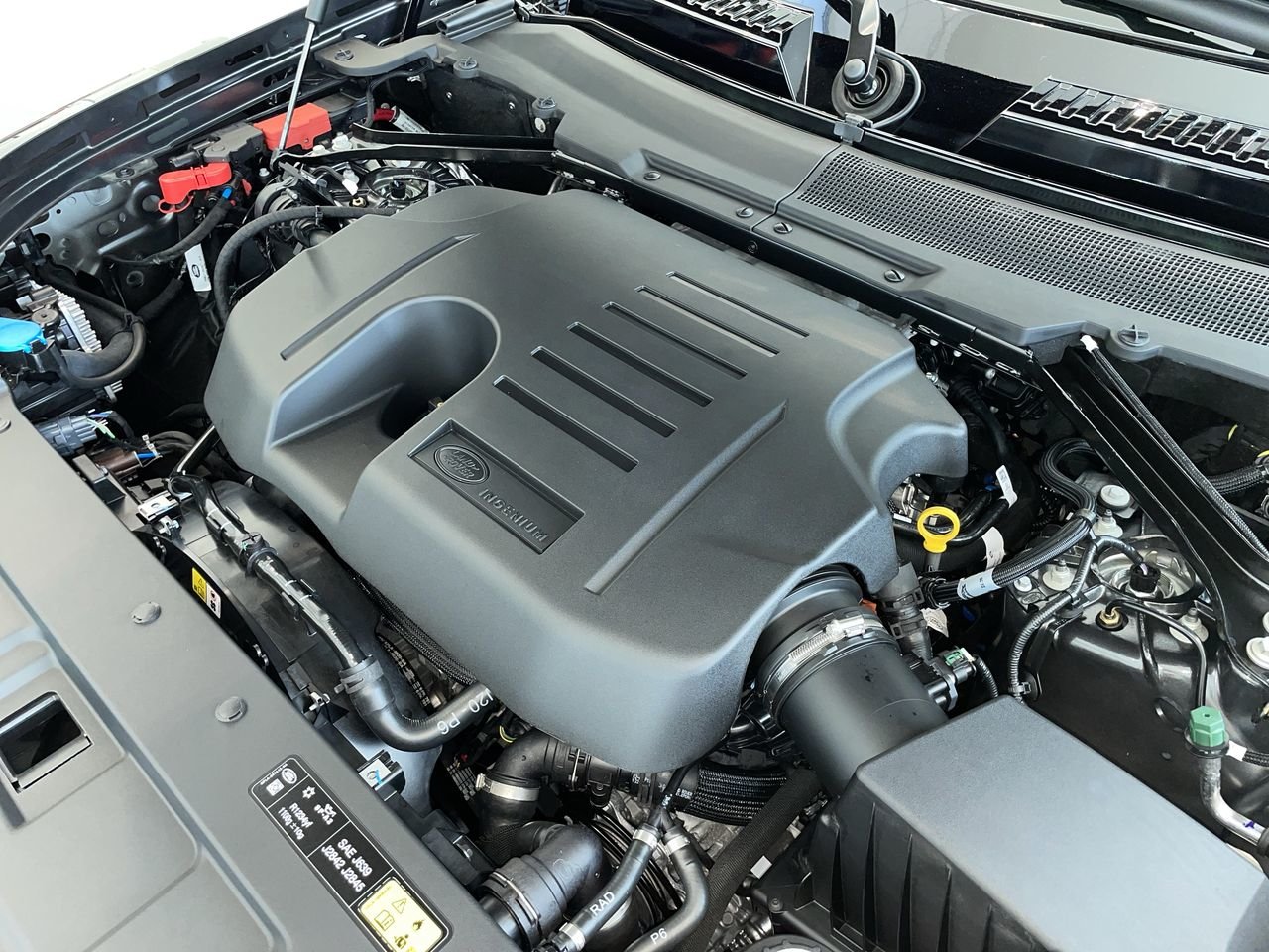 New 2023 Carpathian Grey Premium Metalic Land Rover X image 35