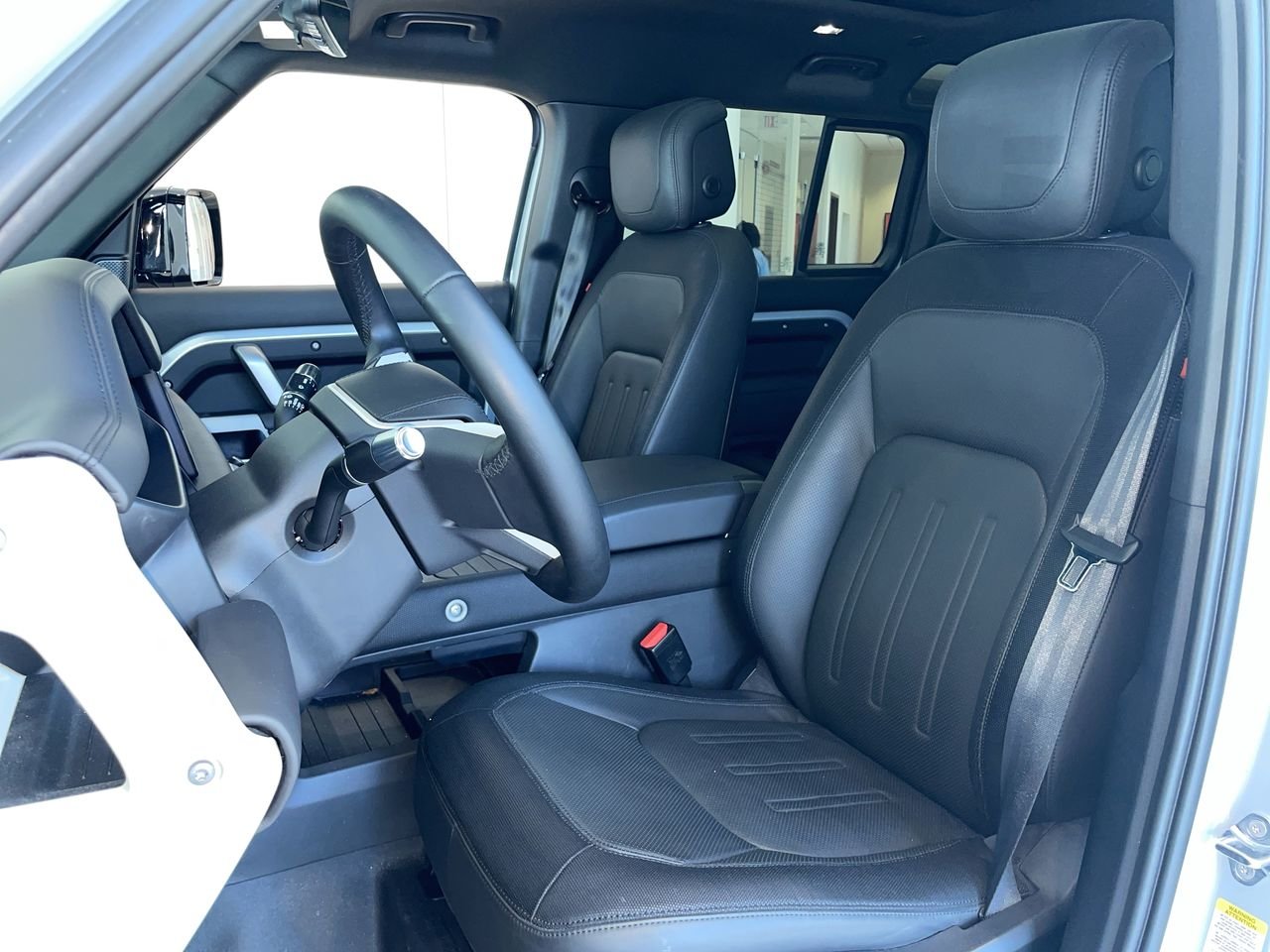 Used 2021 Hakuba Silver Met Land Rover 110 P400 X-Dynamic HSE image 19