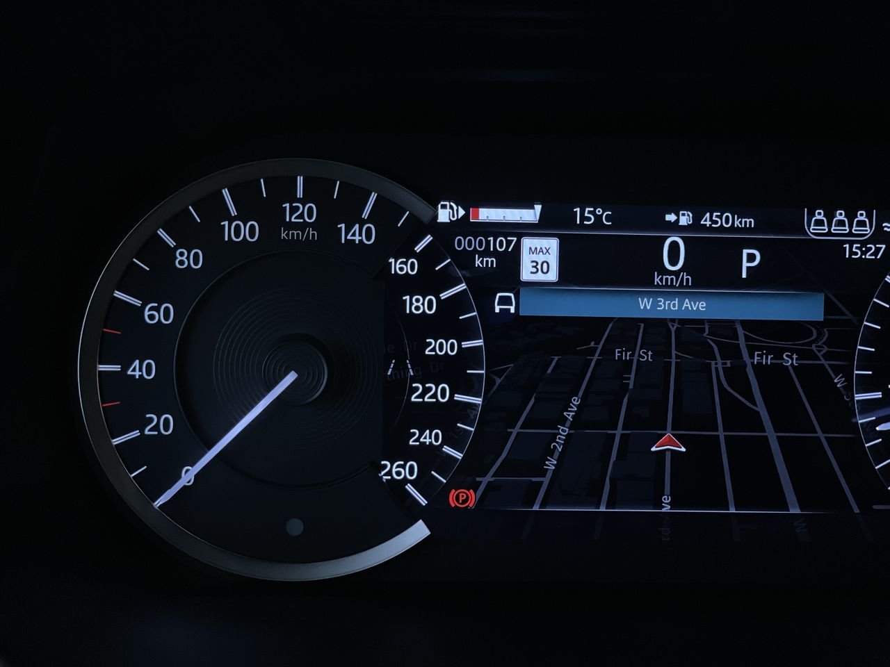 Used 2023 Santorini Black Met Land Rover 247hp R-Dynamic HSE image 23