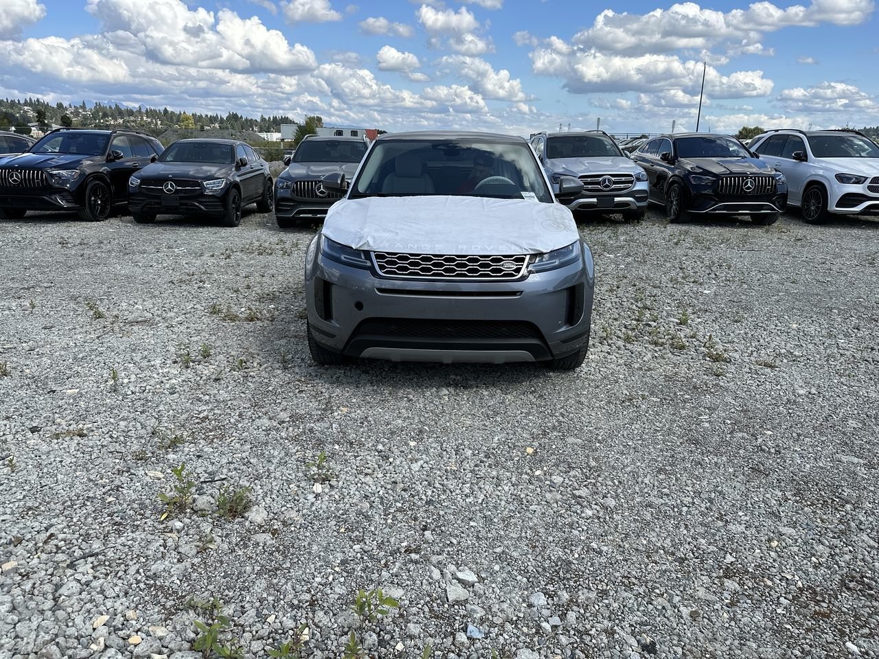 Used 2023 Eiger Grey Met Land Rover P250 SE image 3