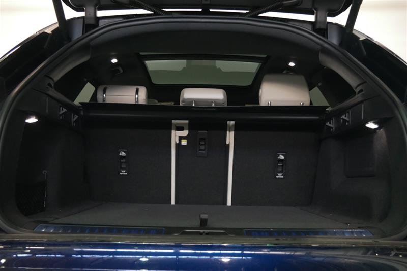 Certified Used 2022 Portofino Blue Met Land Rover P250 S image 17