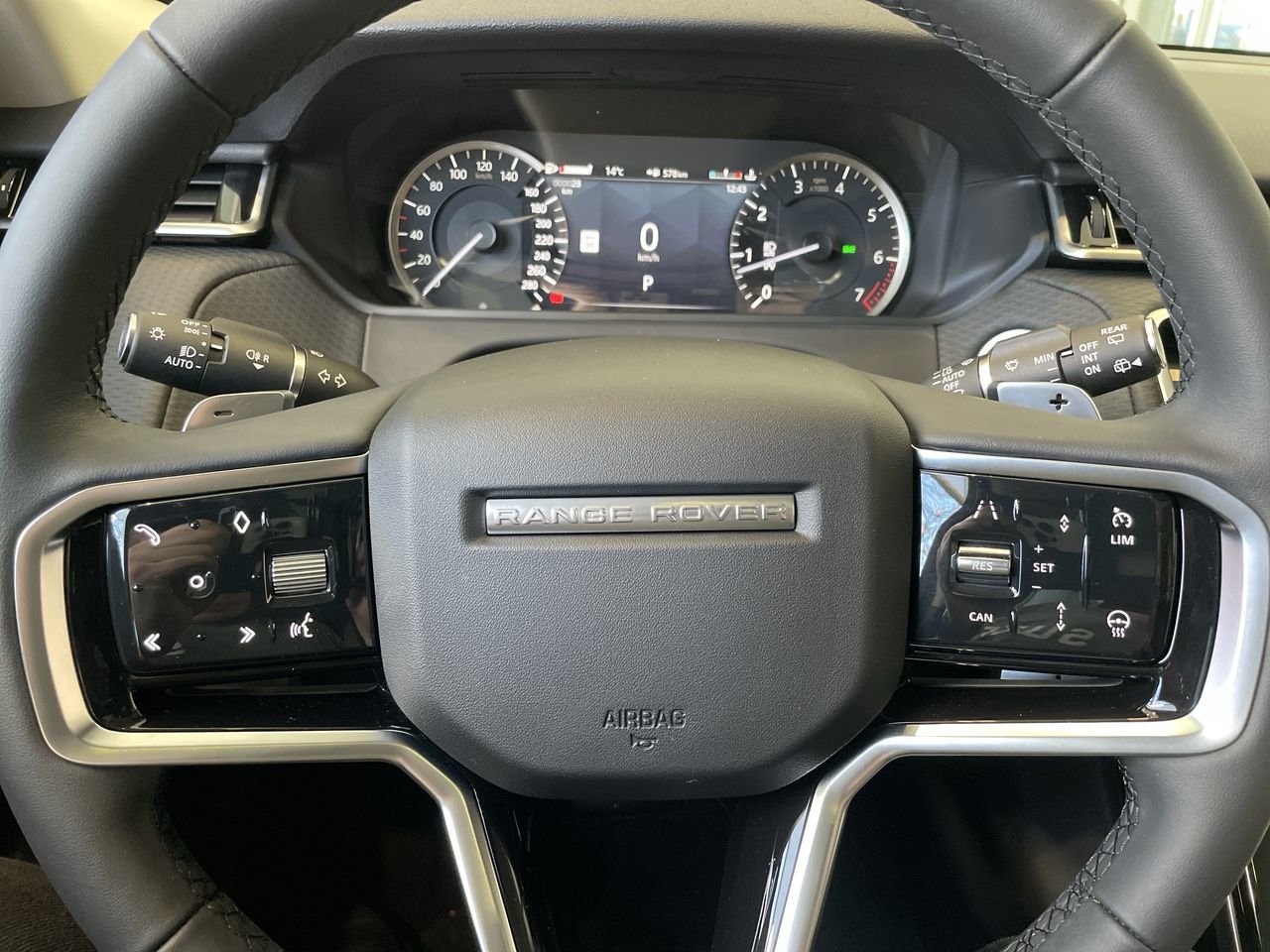 Used 2023 Eiger Grey Met Land Rover P250 S image 22