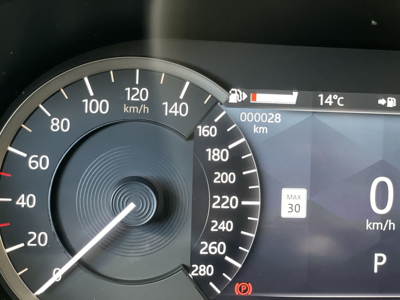 Used 2023 Eiger Grey Met Land Rover P250 S image 23