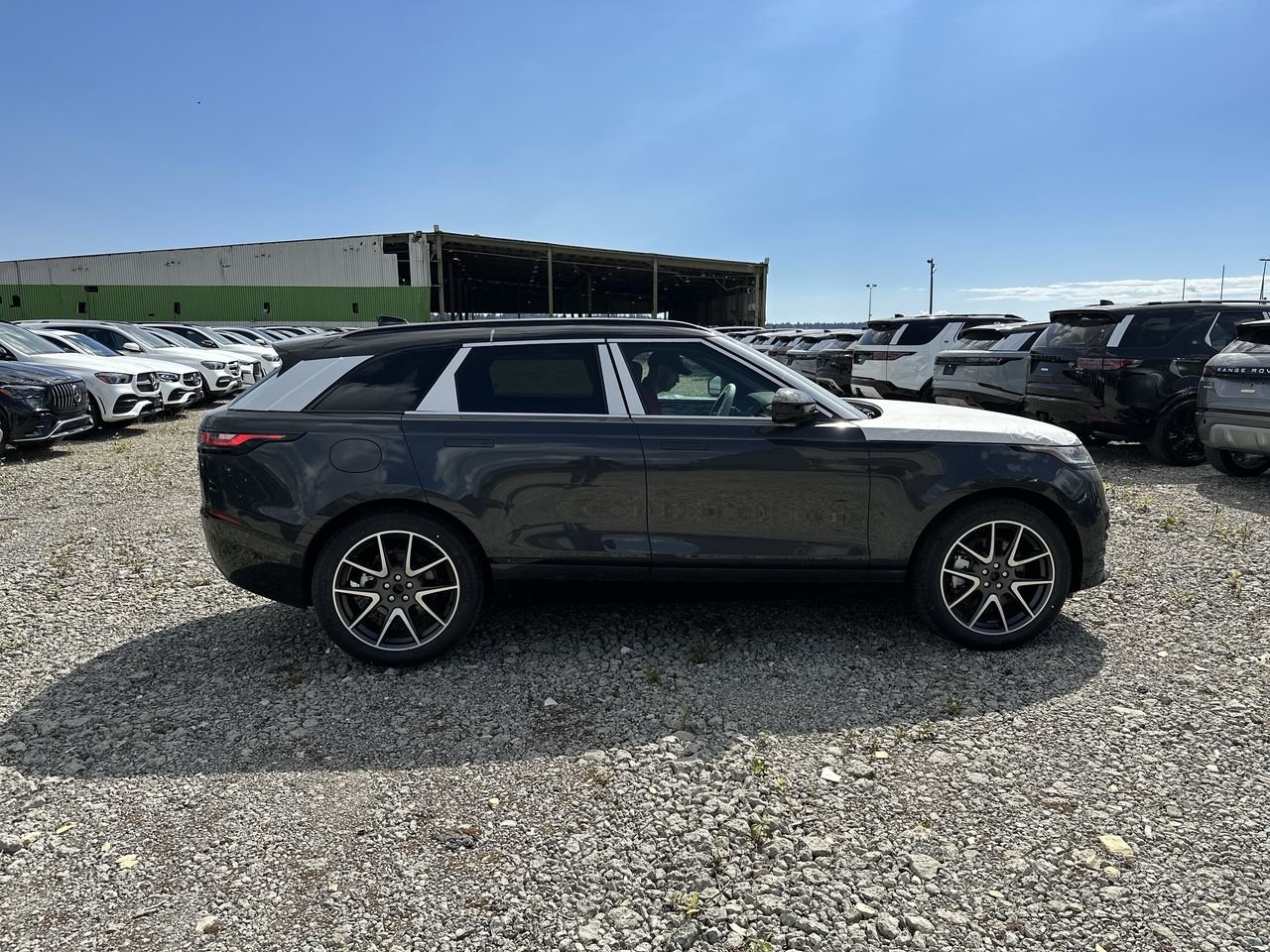 New 2023 Carpathian Grey Premium Met Land Rover P340 R-Dynamic S image 9