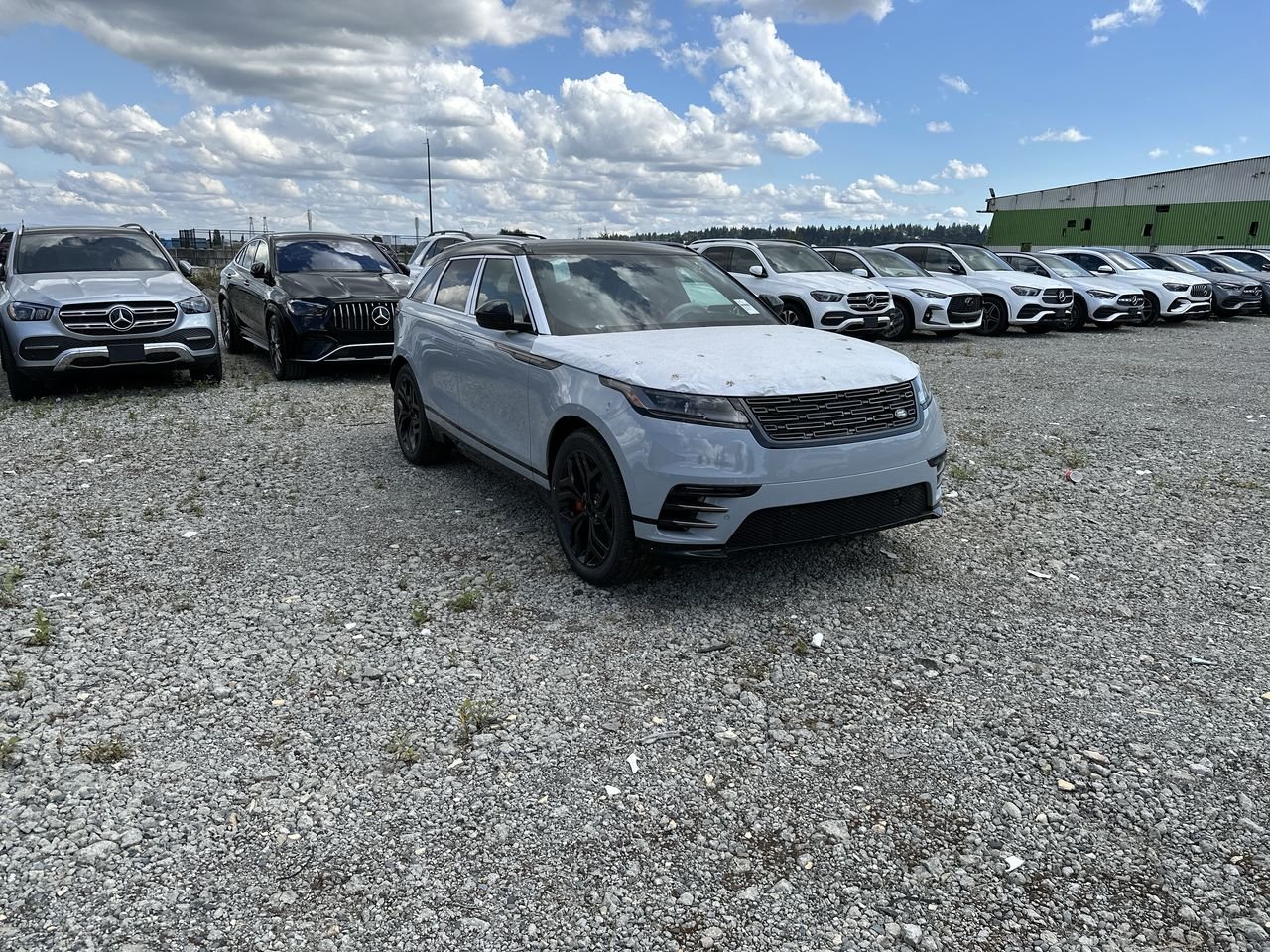 New 2024 Arroios Grey Land Rover DYNAMIC SE image 2