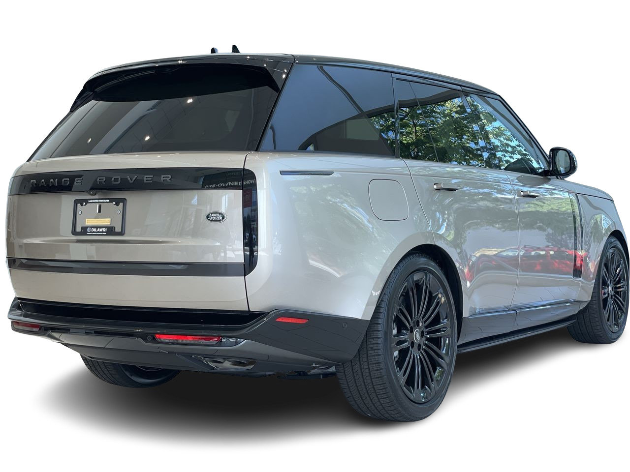 New 2023 Batumi Gold Premium Metallic Land Rover SE SWB image 13