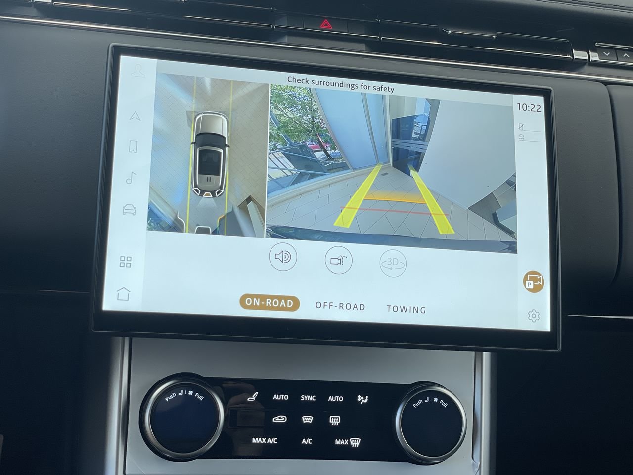 New 2023 Eiger Grey Metallic Land Rover SE SWB image 25
