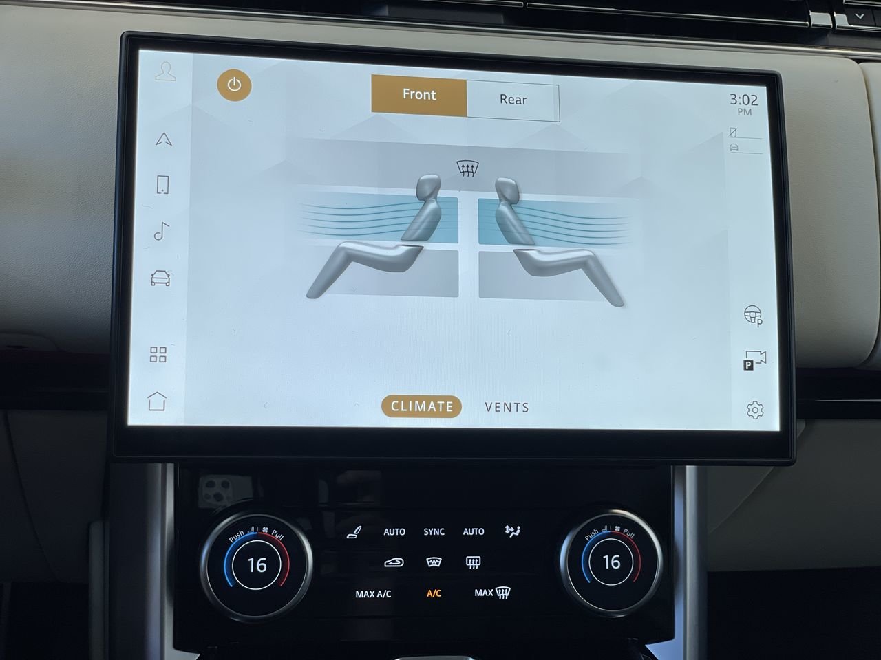 New 2023 Eiger Grey Metallic Land Rover SE SWB image 27