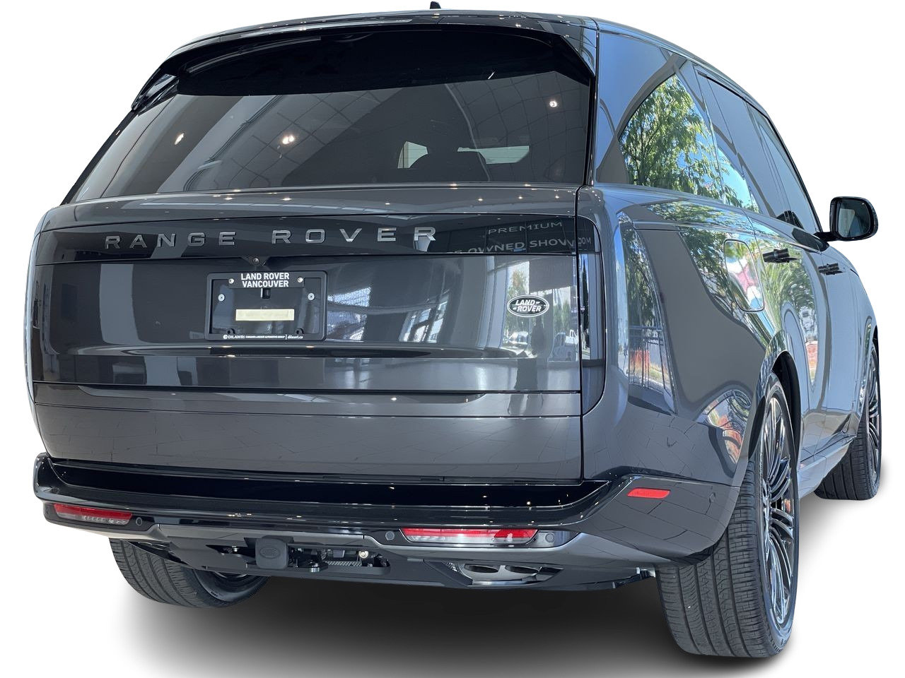 New 2023 Carpathian Grey Premium Metallic Land Rover SE SWB image 12