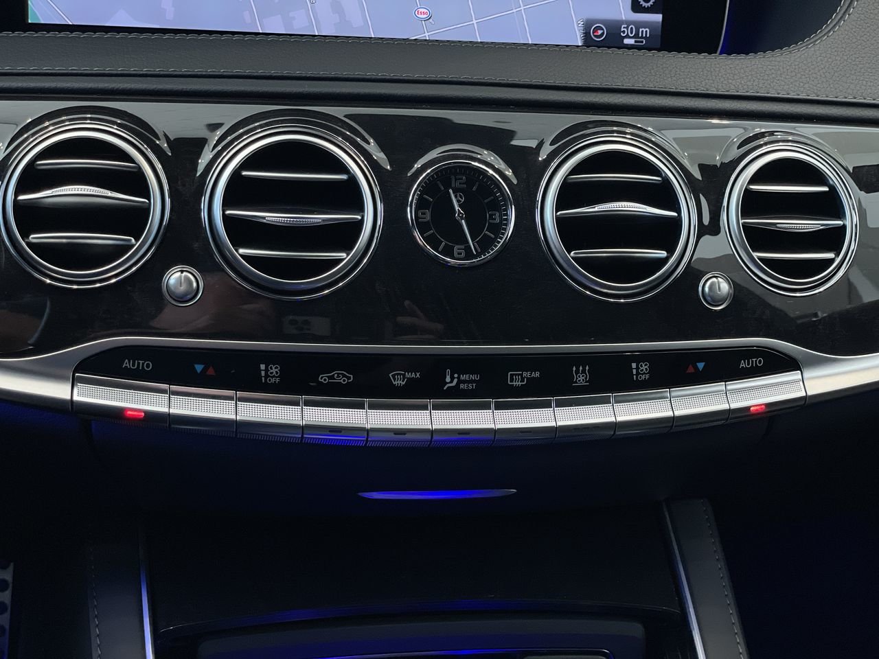 Used 2020 Obsidian Black MET Mercedes-Benz Sedan (LWB) image 27