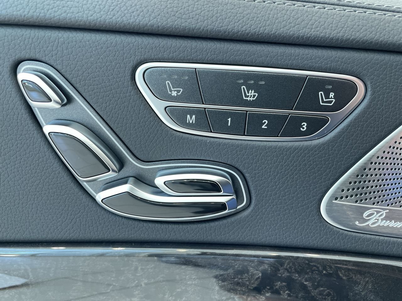 Used 2020 Obsidian Black MET Mercedes-Benz Sedan (LWB) image 20
