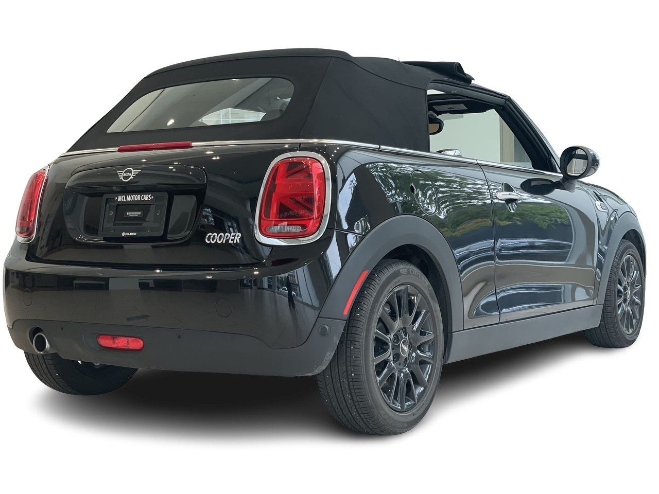 Used 2019 BLACK MINI Cooper image 11