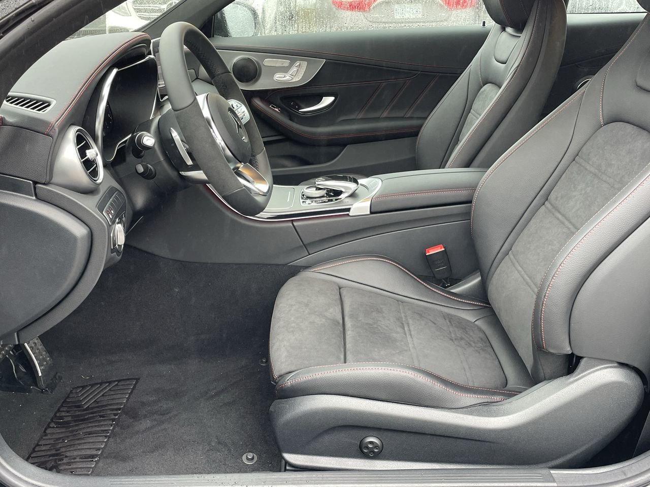 New 2023 Obsidian Black Metallic Mercedes-Benz C 300 4MATIC image 21