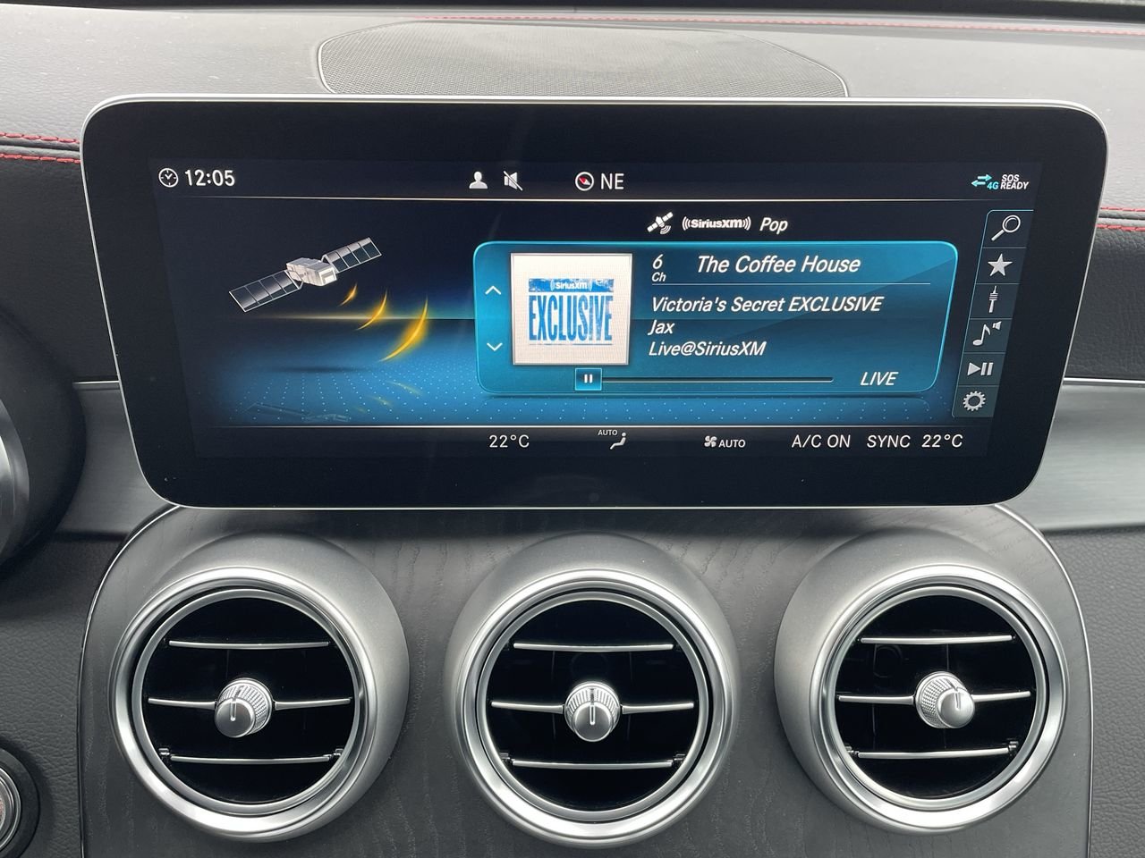 New 2023 Obsidian Black Metallic Mercedes-Benz C 300 4MATIC image 26