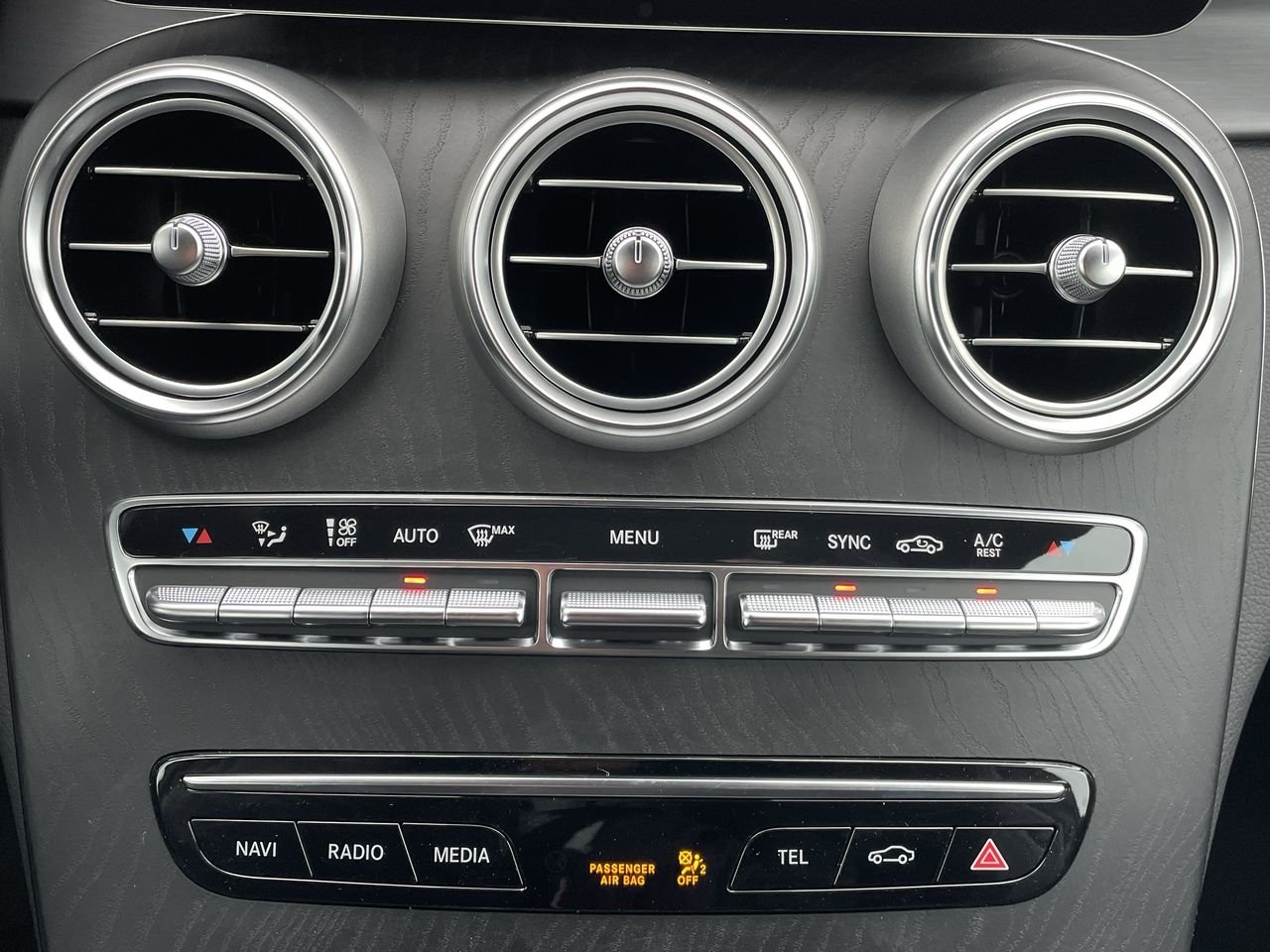 New 2023 Obsidian Black Metallic Mercedes-Benz C 300 4MATIC image 29