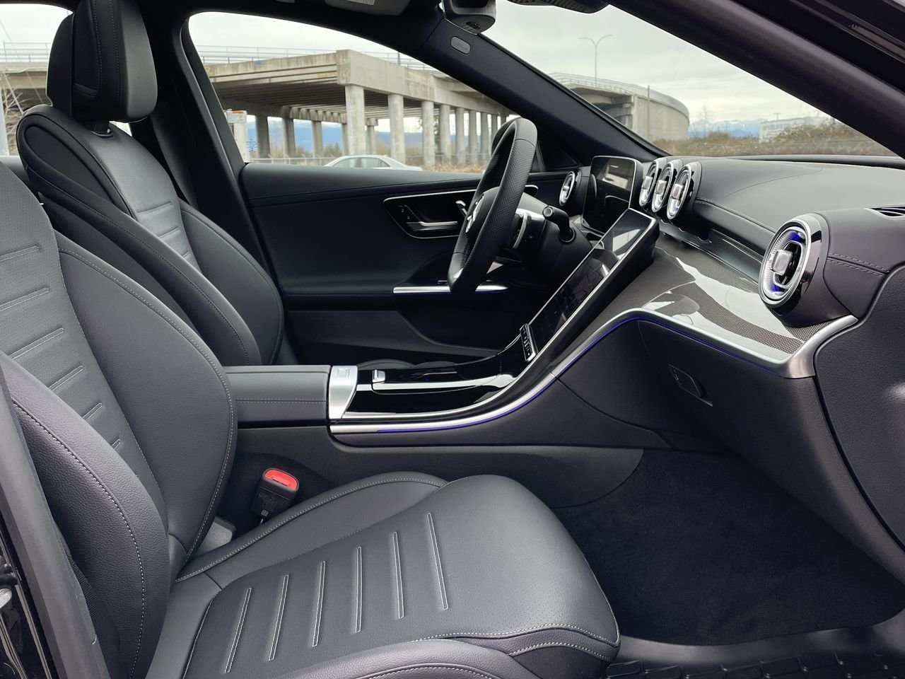 New 2023 Obsidian Black Metallic Mercedes-Benz C 300 4MATIC image 34