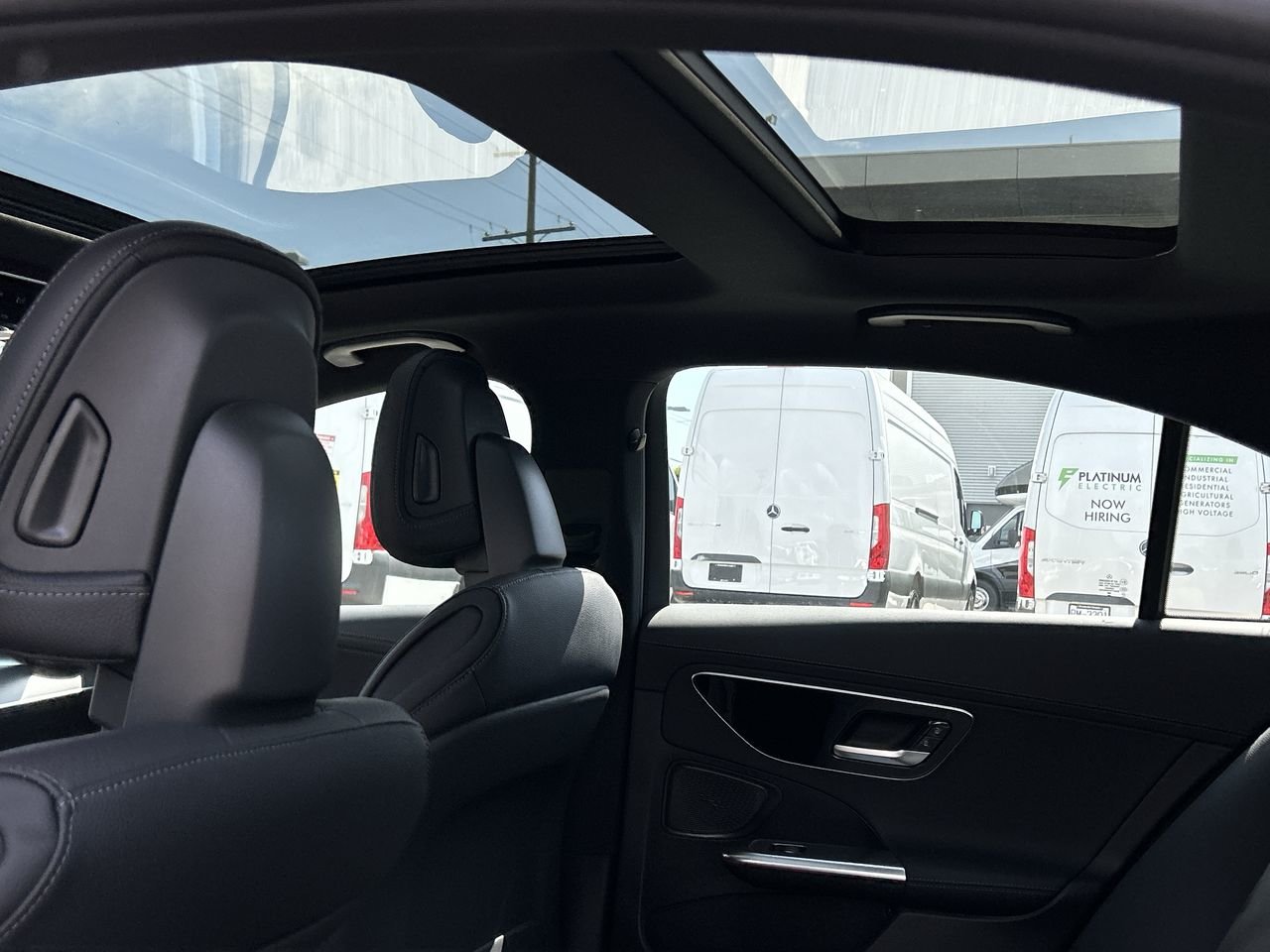 New 2023 Obsidian Black Metallic Mercedes-Benz C 300 4MATIC image 32