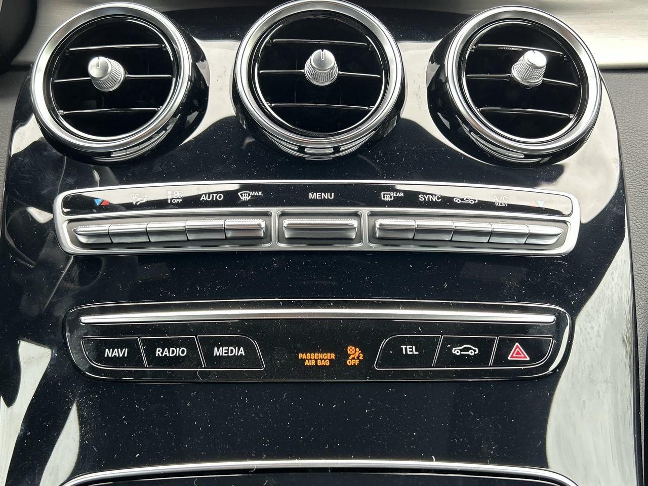 New 2023 Obsidian Black Metallic Mercedes-Benz AMG C 43 4MATIC image 29