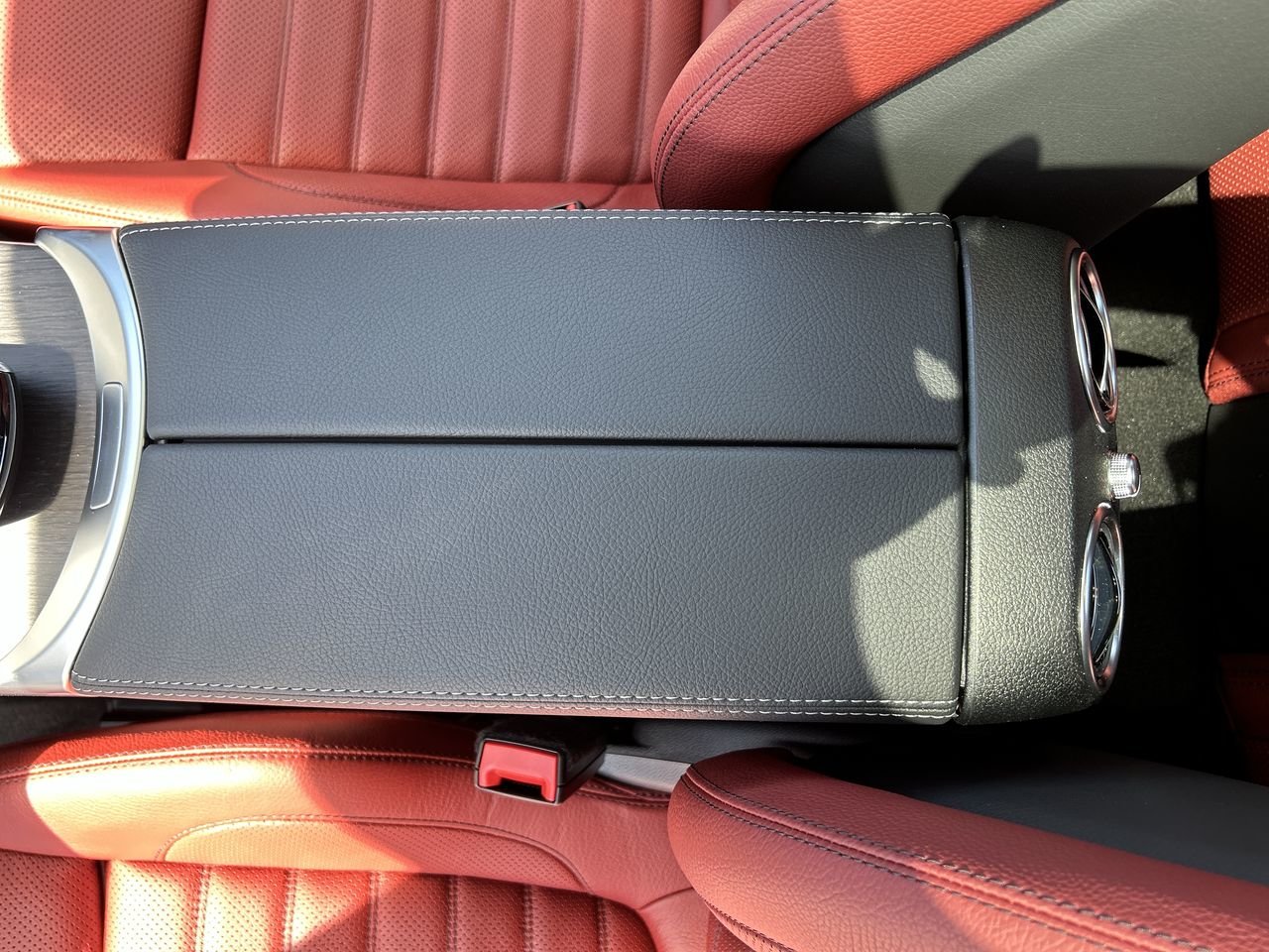 New 2023 Polar White Mercedes-Benz C 300 4MATIC image 30