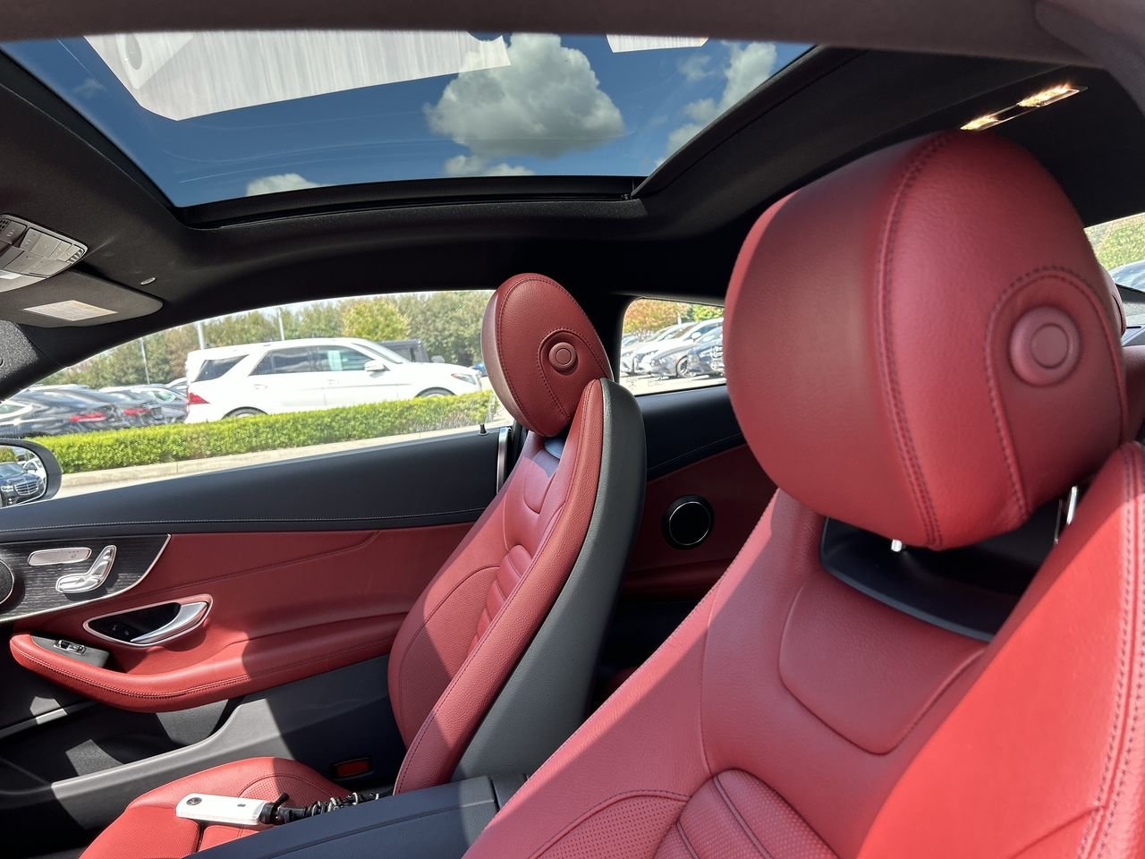 New 2023 Polar White Mercedes-Benz C 300 4MATIC image 31