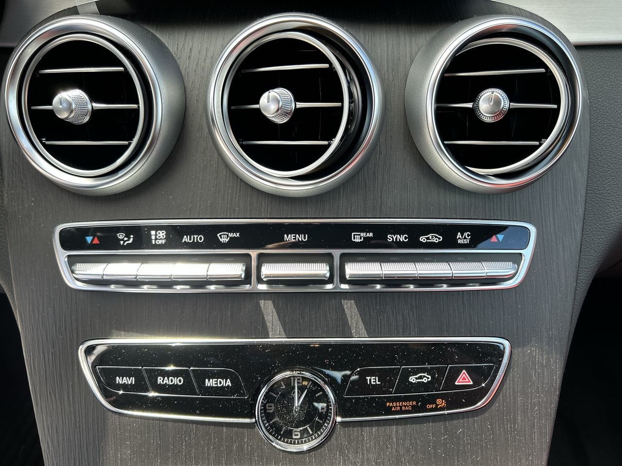 New 2023 Polar White Mercedes-Benz C 300 4MATIC image 28