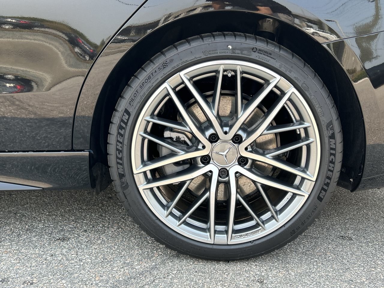 New 2023 Obsidian Black Metallic Mercedes-Benz AMG C 43 4MATIC image 18