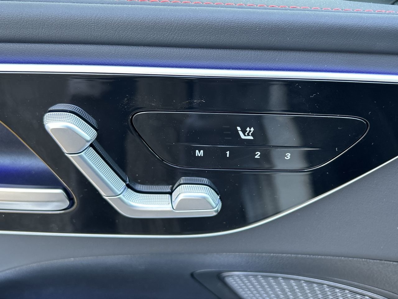 New 2023 Polar White Mercedes-Benz AMG C 43 4MATIC image 22