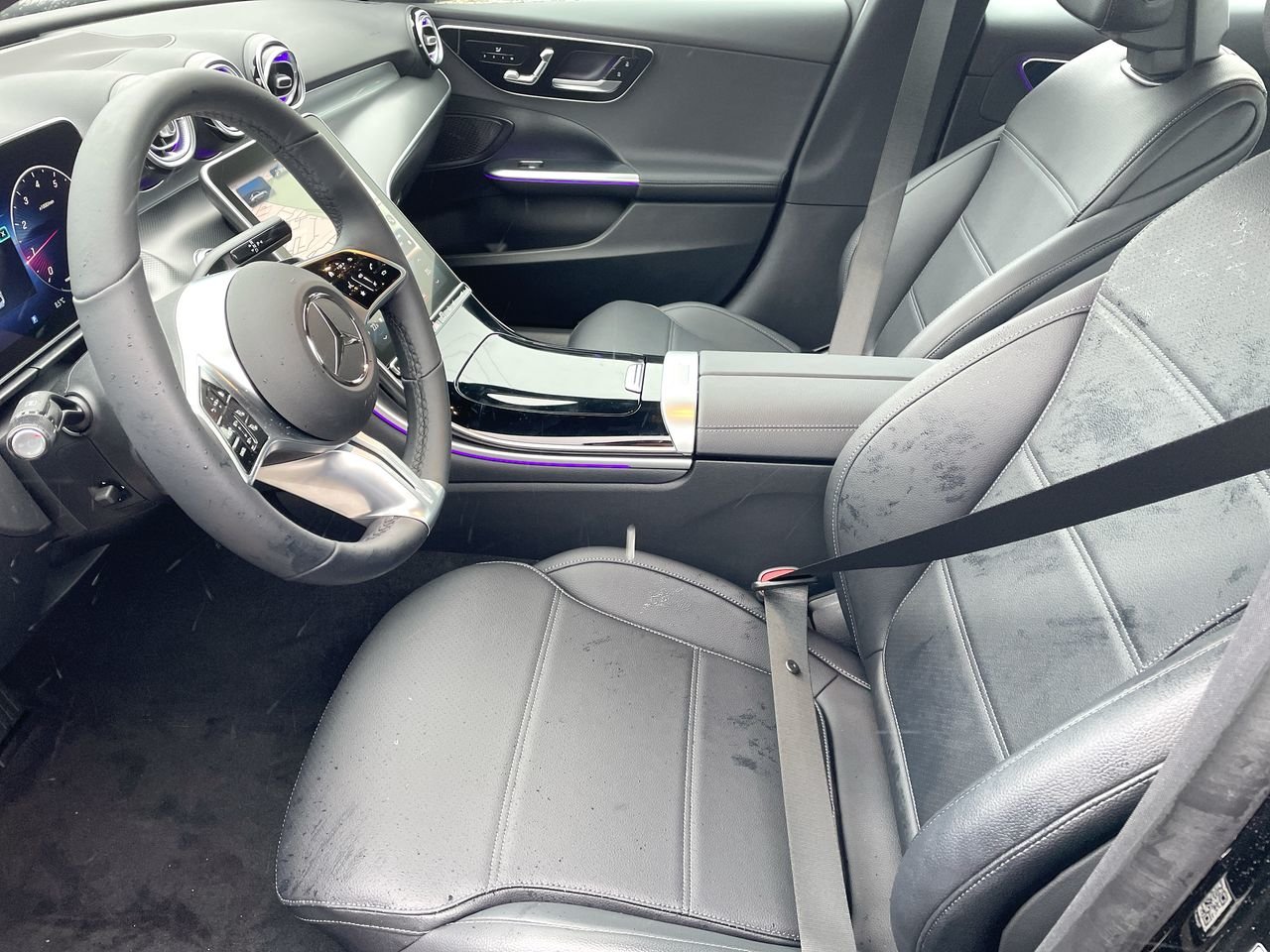 Used 2023 Obsidian Black Metallic Mercedes-Benz 4MATIC Sedan image 19