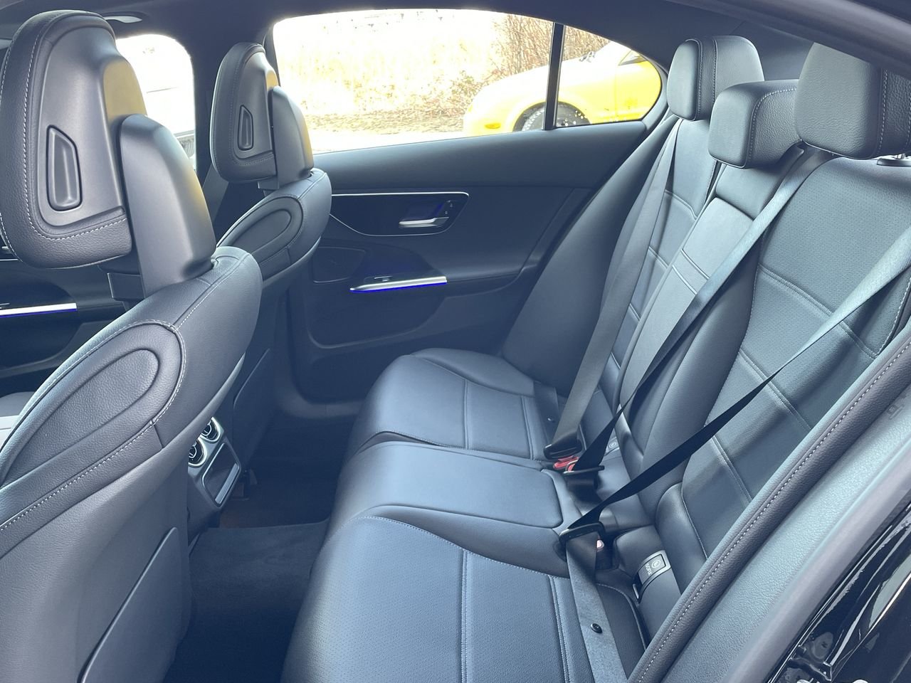 Used 2023 Obsidian Black Metallic Mercedes-Benz 4MATIC Sedan image 31