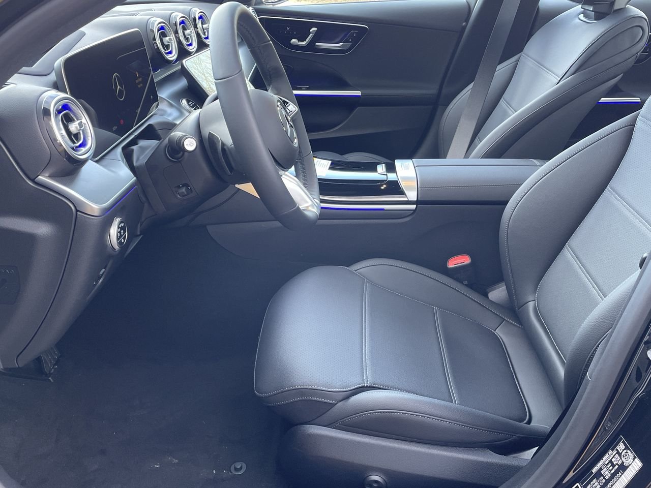 Used 2023 Obsidian Black Metallic Mercedes-Benz 4MATIC Sedan image 19
