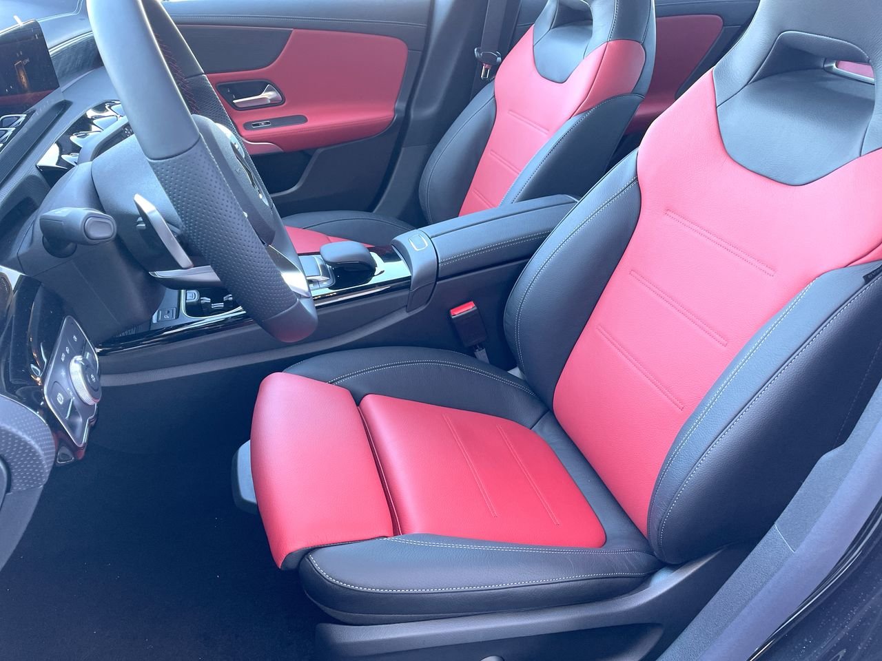 New 2023 Cosmos Black Metallic Mercedes-Benz CLA 250 4MATIC image 21