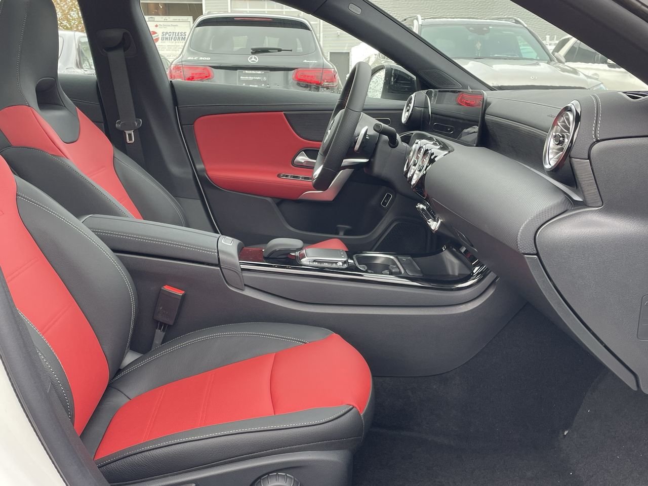 New 2023 Polar White Mercedes-Benz CLA 250 4MATIC image 33