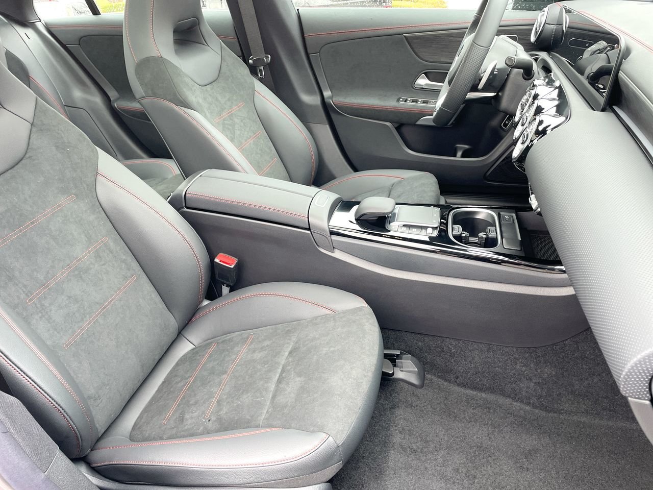 New 2023 Mountain Grey Mercedes-Benz CLA 250 4MATIC image 34