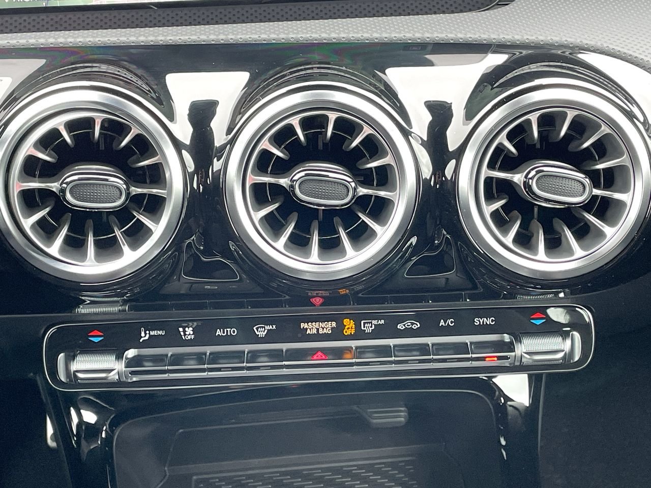 New 2023 Mountain Grey Mercedes-Benz CLA 250 4MATIC image 28