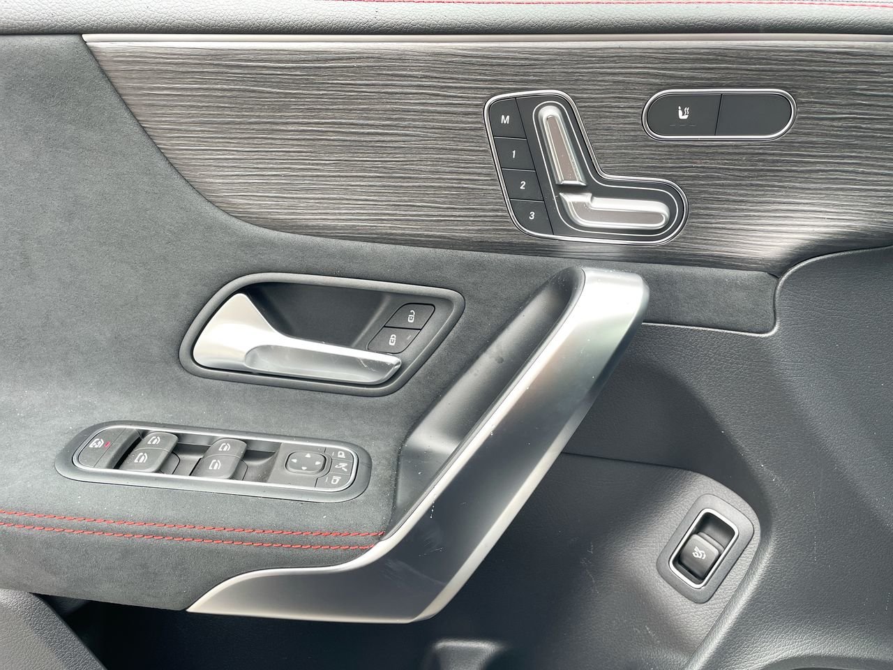 New 2023 Mountain Grey Mercedes-Benz CLA 250 4MATIC image 22