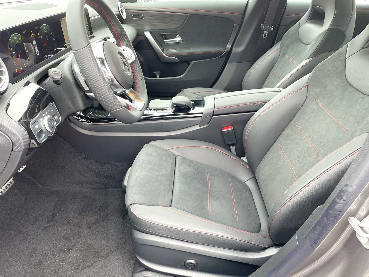 New 2023 Mountain Grey Mercedes-Benz CLA 250 4MATIC image 20