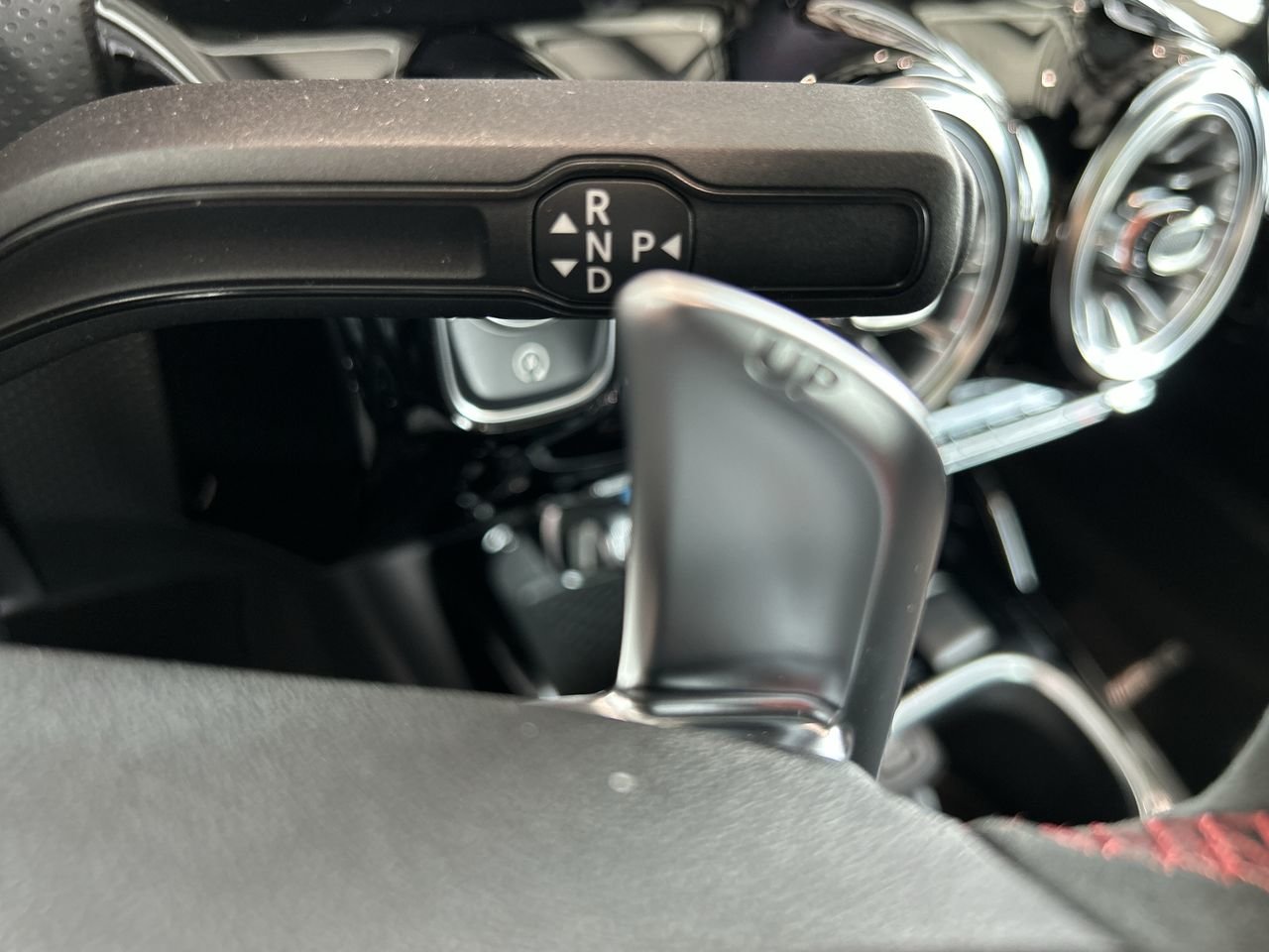 New 2023 Polar White Mercedes-Benz CLA 35 4MATIC image 30