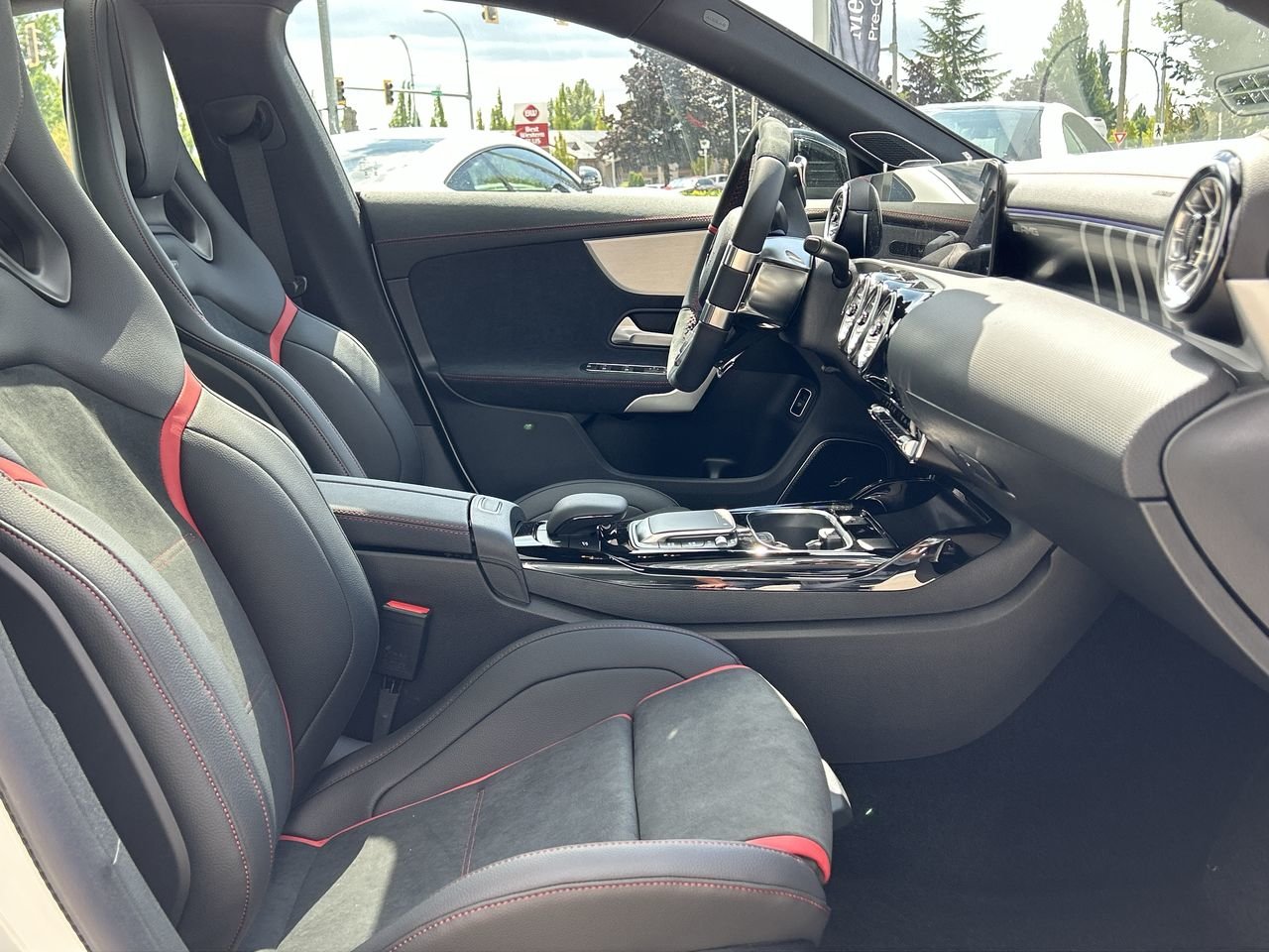 New 2023 Polar White Mercedes-Benz CLA 45 4MATIC image 34