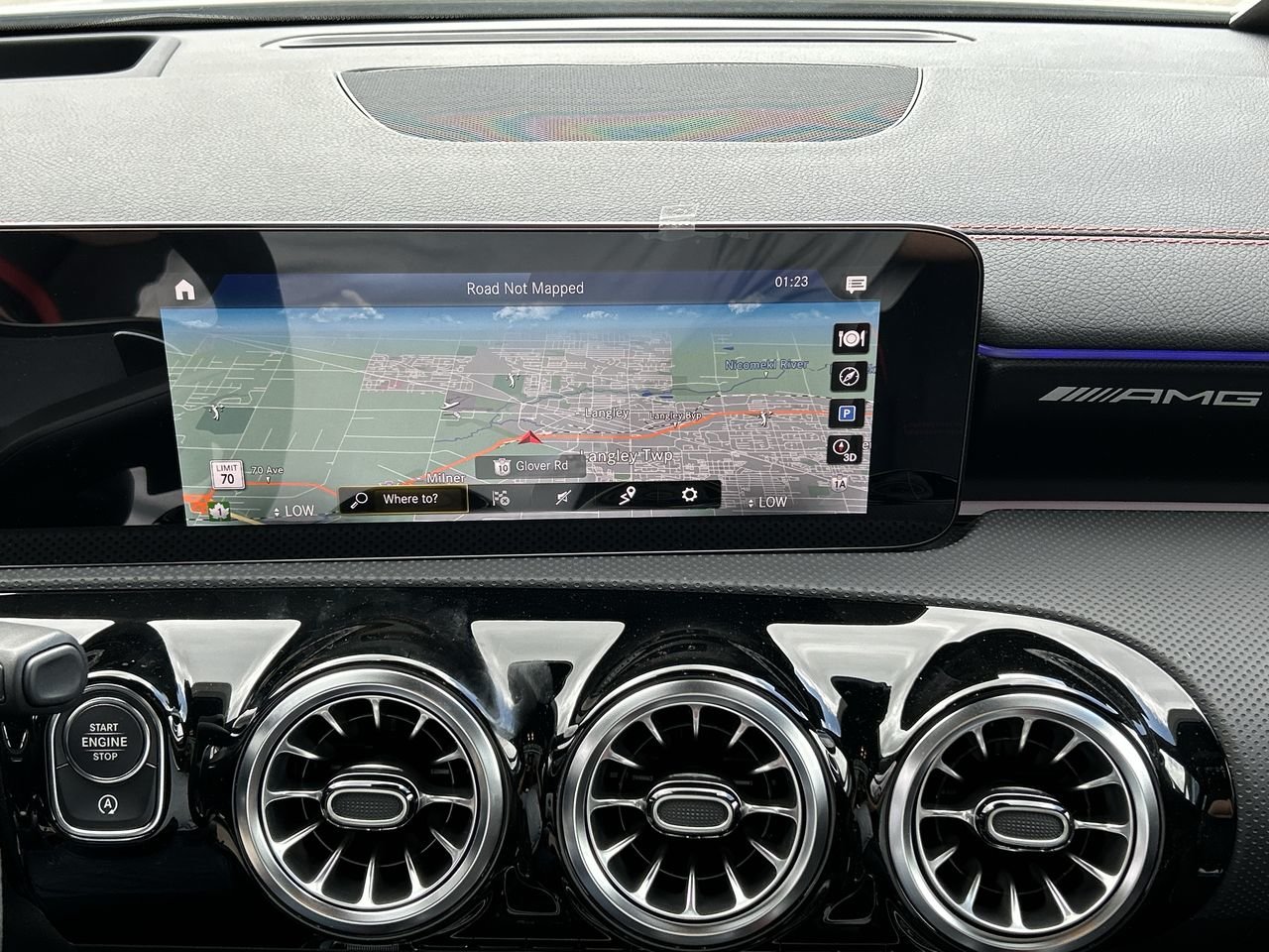 New 2023 Polar White Mercedes-Benz CLA 45 4MATIC image 28