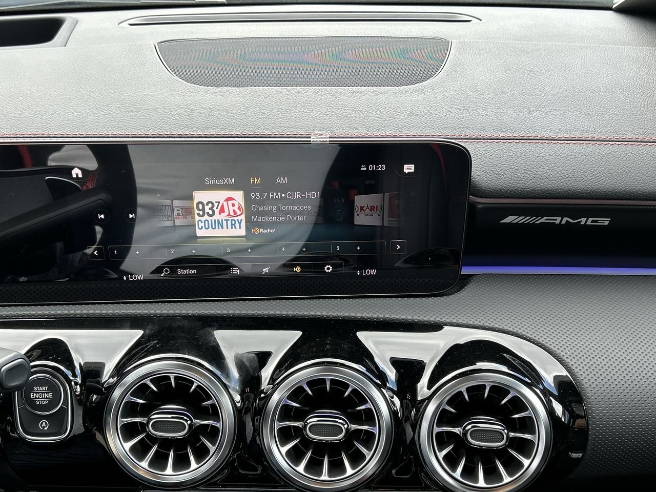 New 2023 Polar White Mercedes-Benz CLA 45 4MATIC image 26