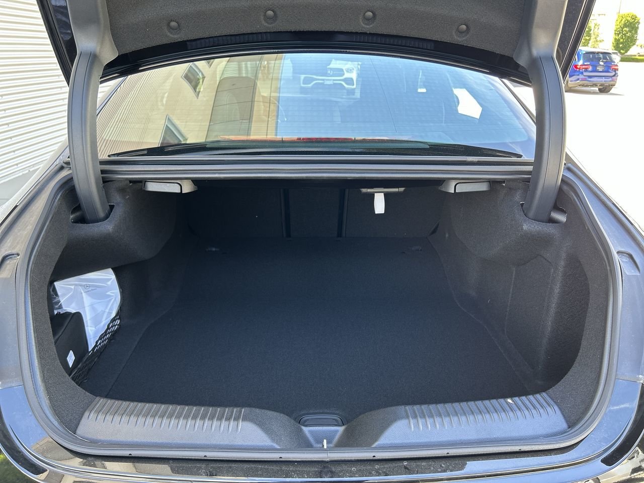 New 2023 Obsidian Black Metallic Mercedes-Benz 450 4MATIC image 19