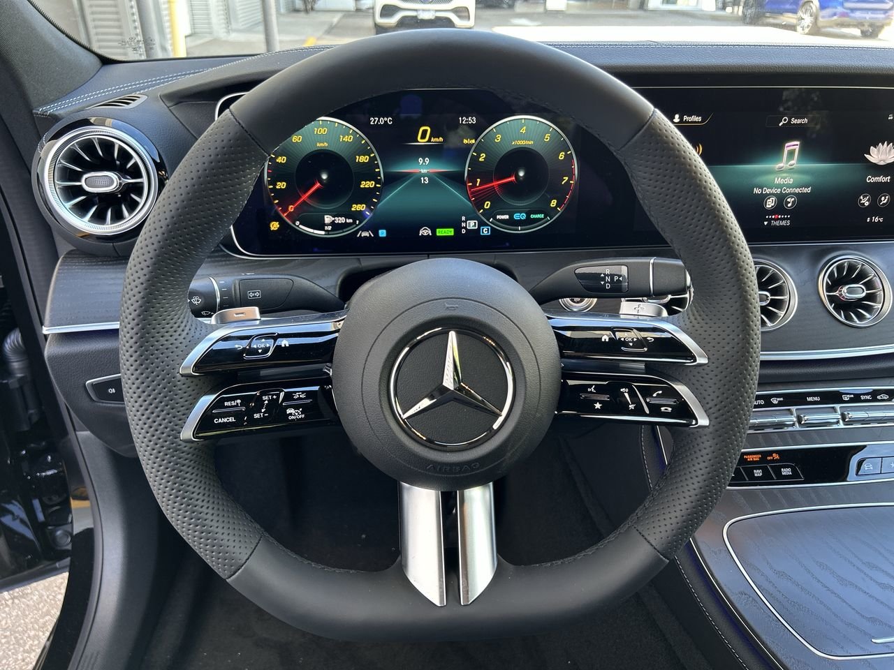 New 2023 Obsidian Black Metallic Mercedes-Benz 450 4MATIC image 25
