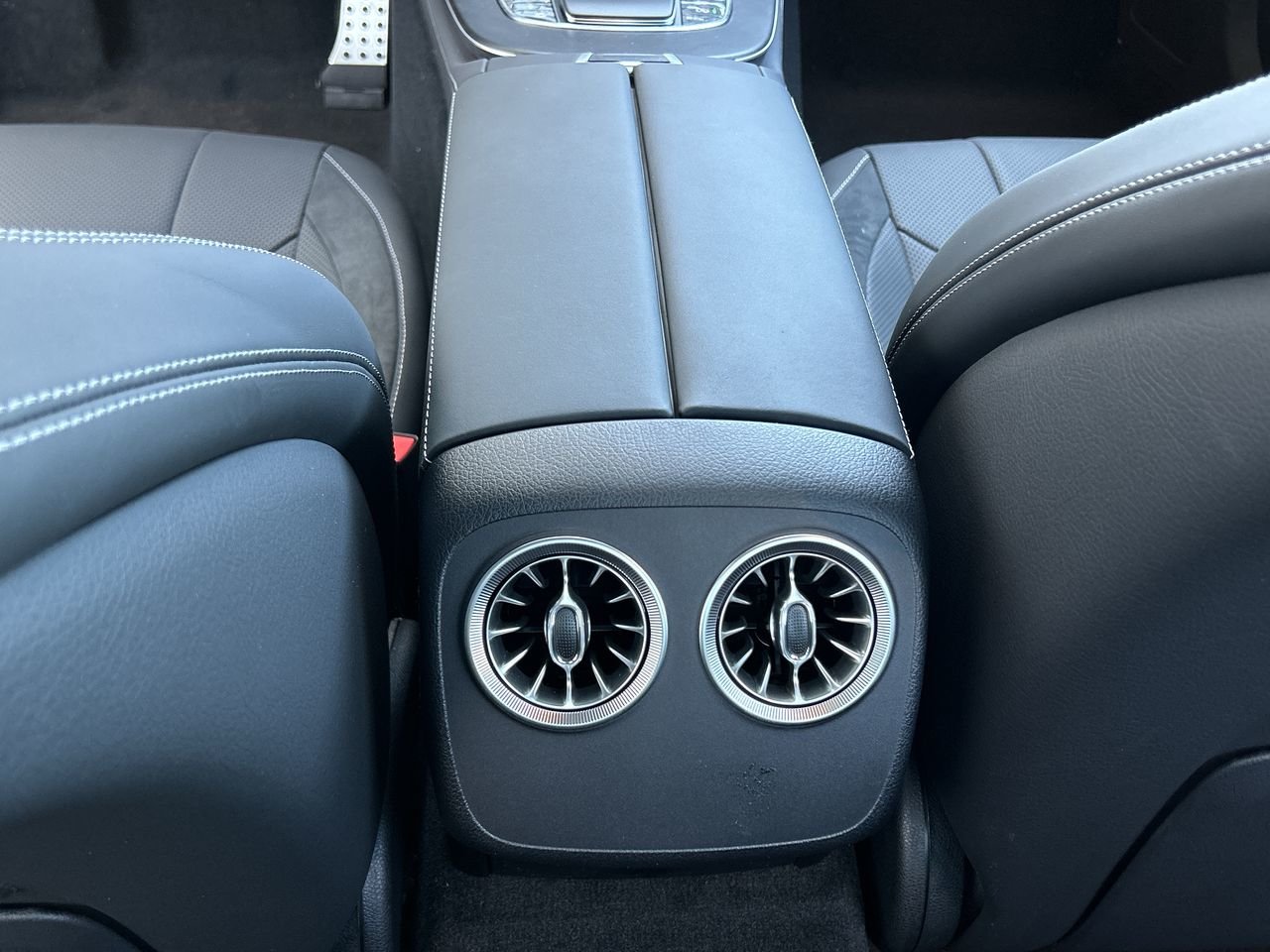 New 2023 Polar White Mercedes-Benz AMG 53 4MATIC+ image 31
