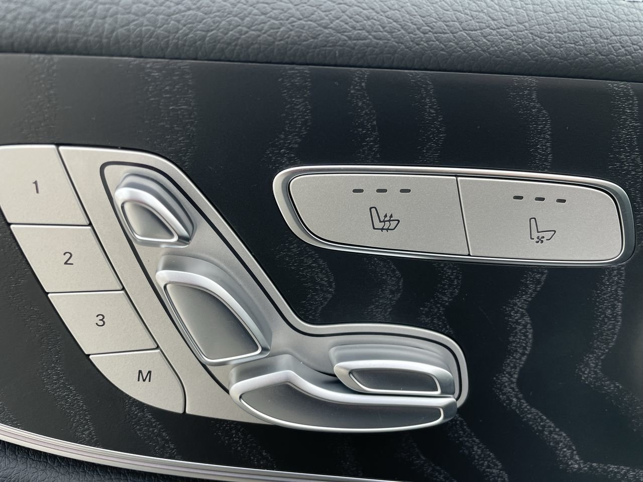 New 2023 Obsidian Black Metallic Mercedes-Benz AMG E 53 4MATIC+ image 22