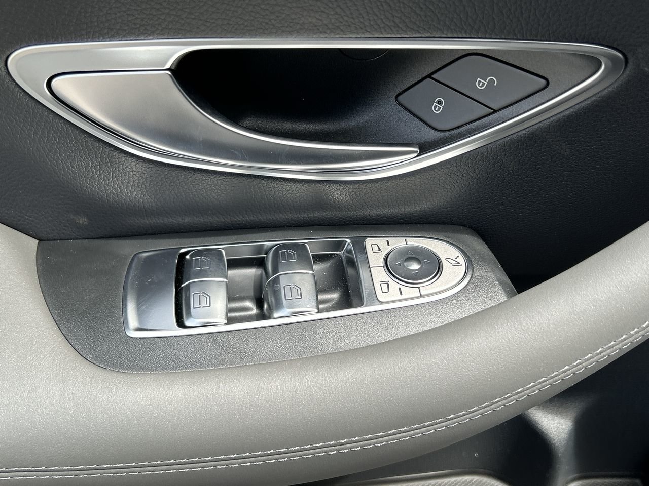 New 2023 Graphite Grey Metallic Mercedes-Benz AMG E 53 4MATIC+ image 23
