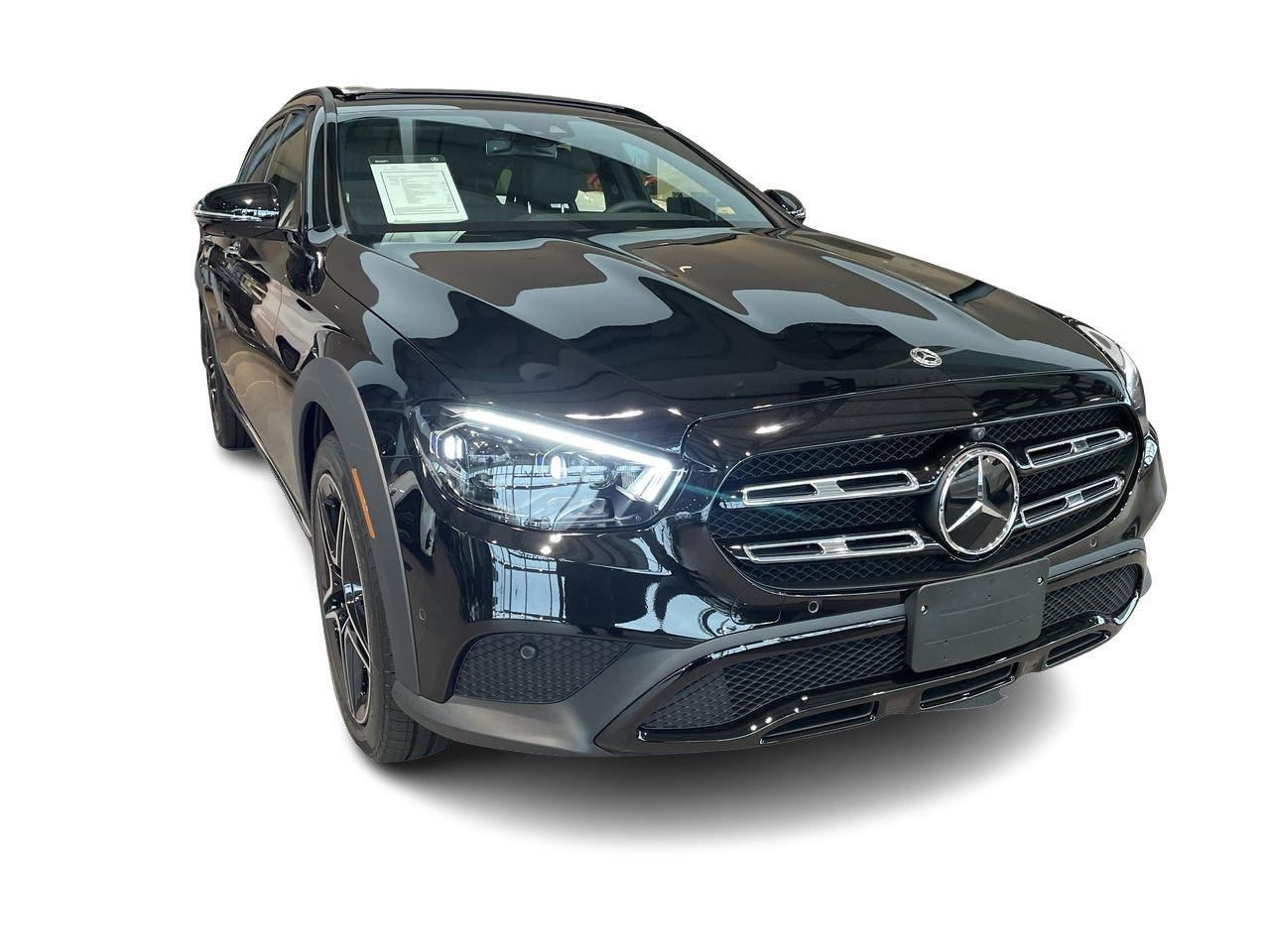 Used 2022 Obsidian Black Met Mercedes-Benz 4MATIC All-Terrain Wagon image 2
