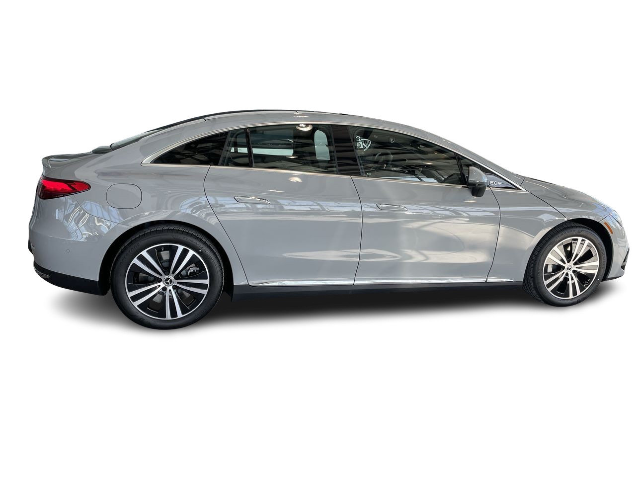 New 2023 MANUFAKTUR Alpine Grey Mercedes-Benz EQE 500 V4 image 14