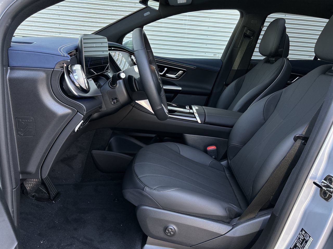New 2023 High Tech Silver Metallic Mercedes-Benz EQE 350 4MATIC image 19